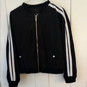 Urban Retro SX XL Black and White Women or kids Jacket.